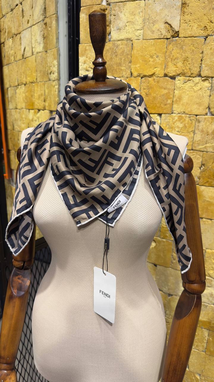 Fendi Πασμινα