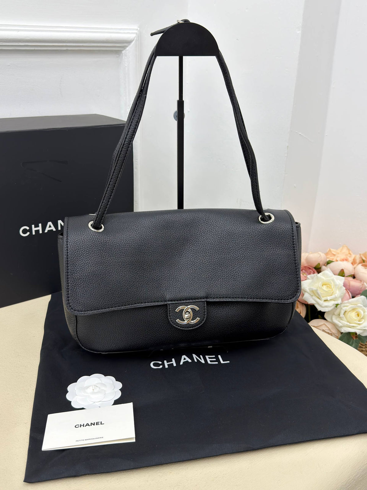 CHANEL Classic Flap Shoulder Bag Black