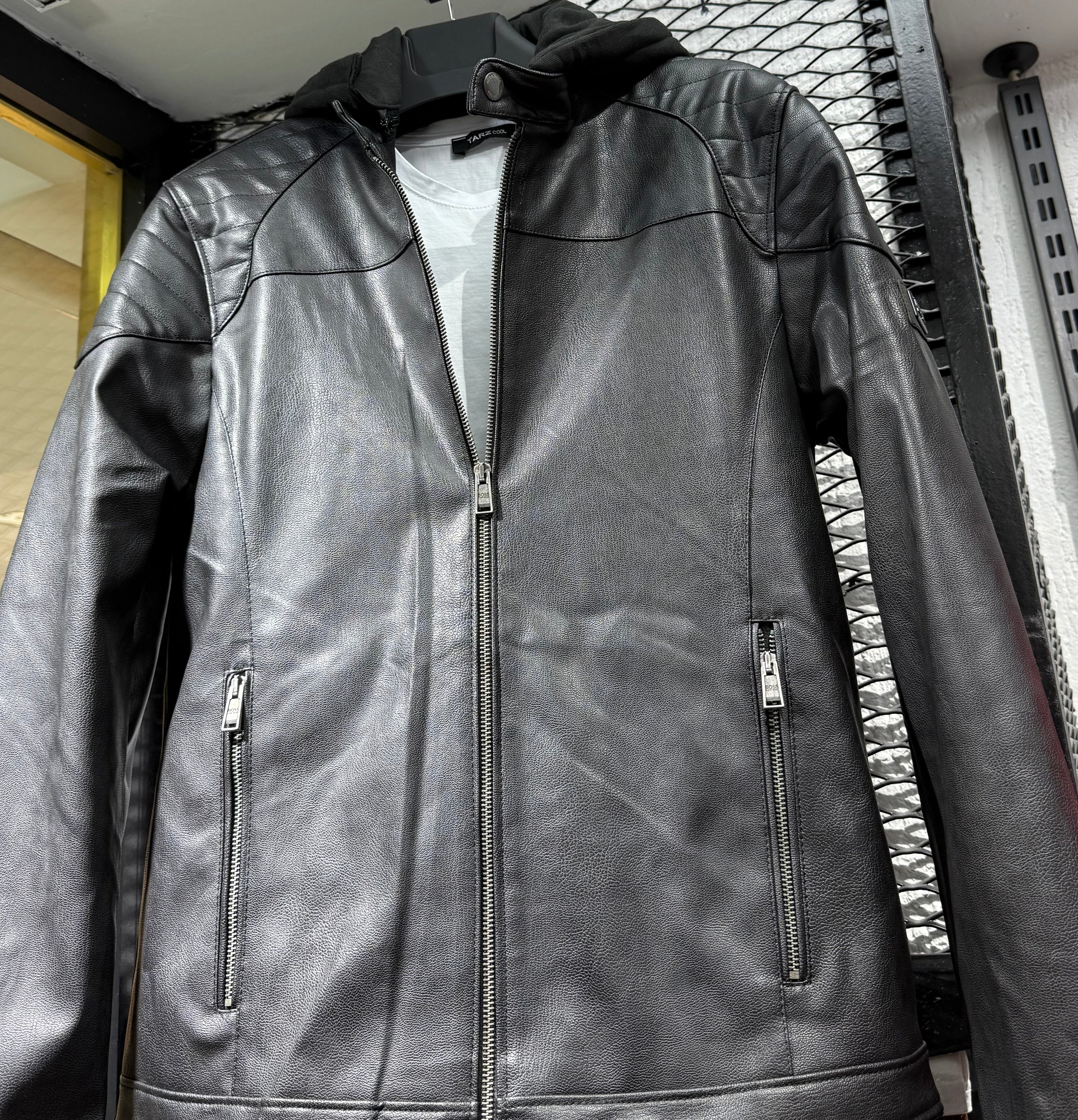 Boss Δερμάτινο