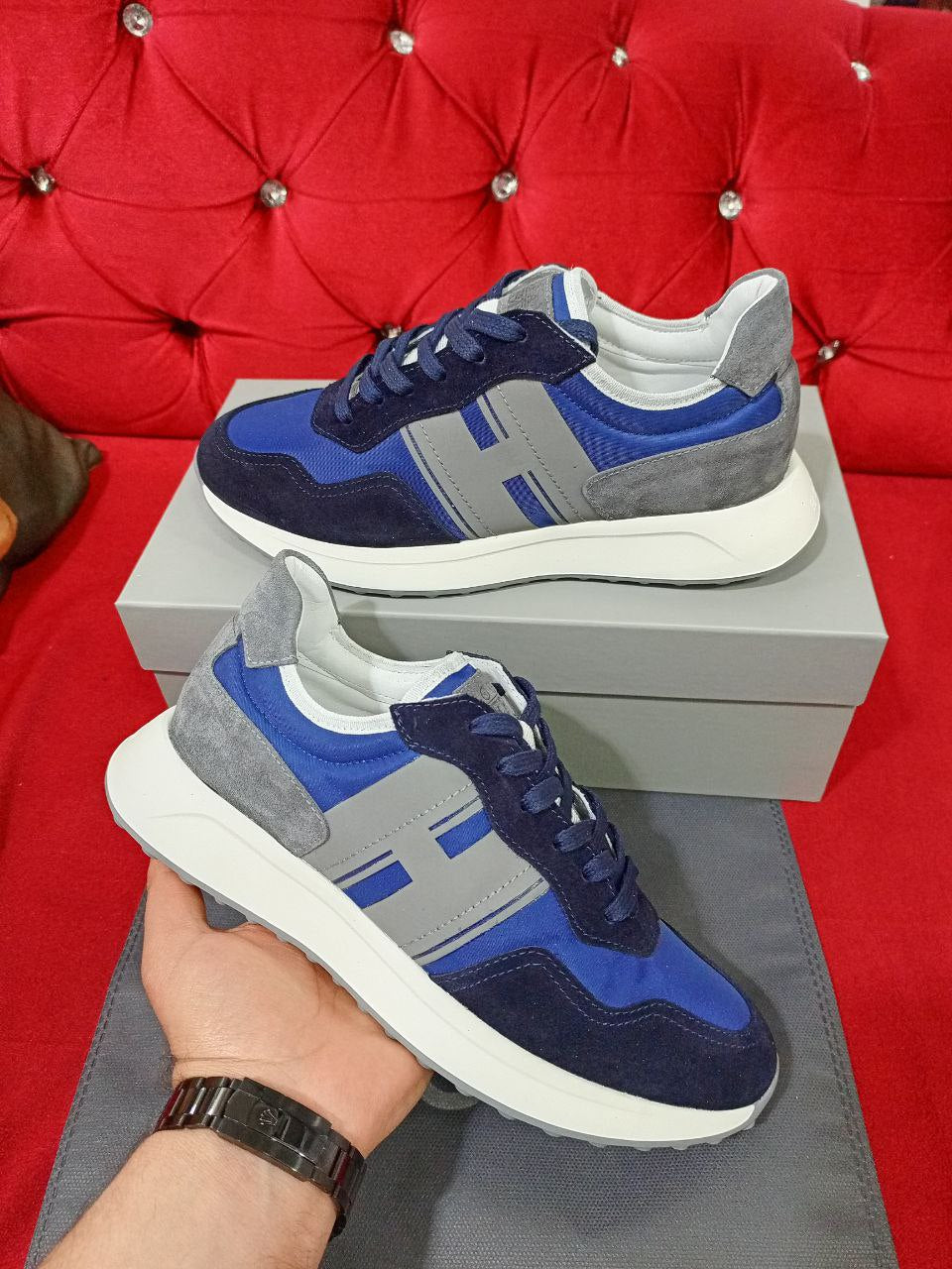 Hogan Blue