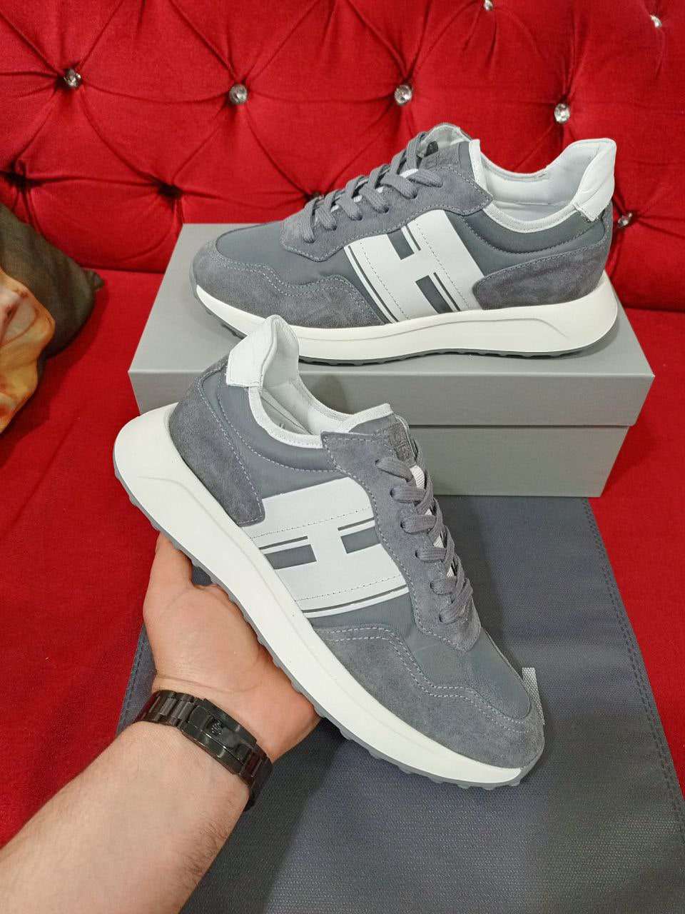 Hogan Grey
