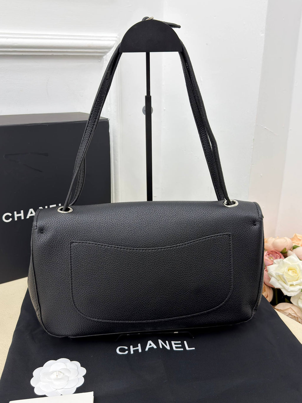 CHANEL Classic Flap Shoulder Bag Black