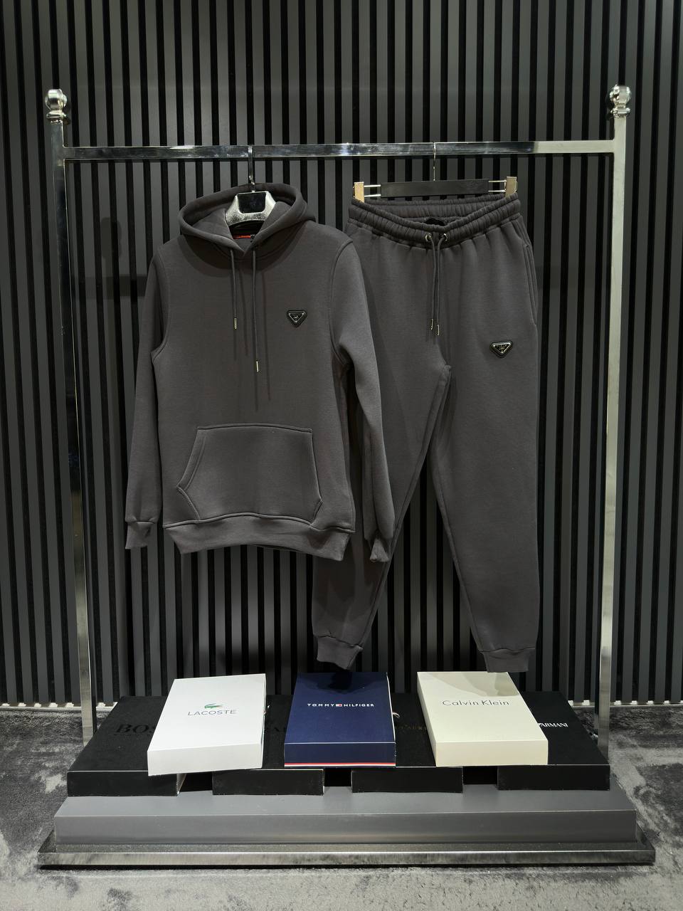 Prada Σετ Φόρμες