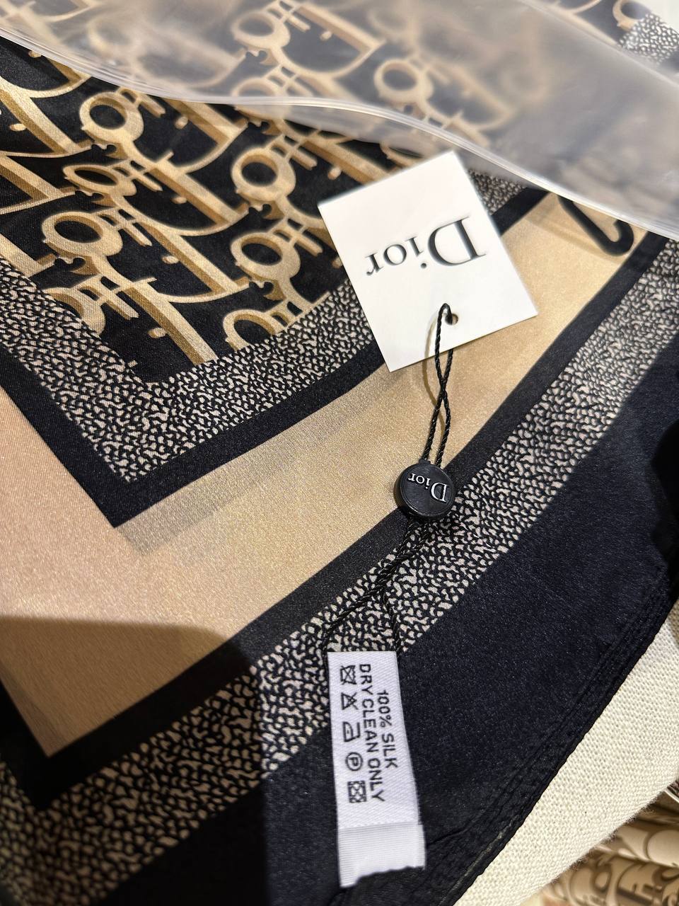 Christian Dior Scarf Μαύρο-Μπεζ