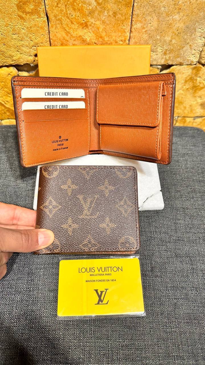 Πορτοφόλι Louis Vuitton Monogram