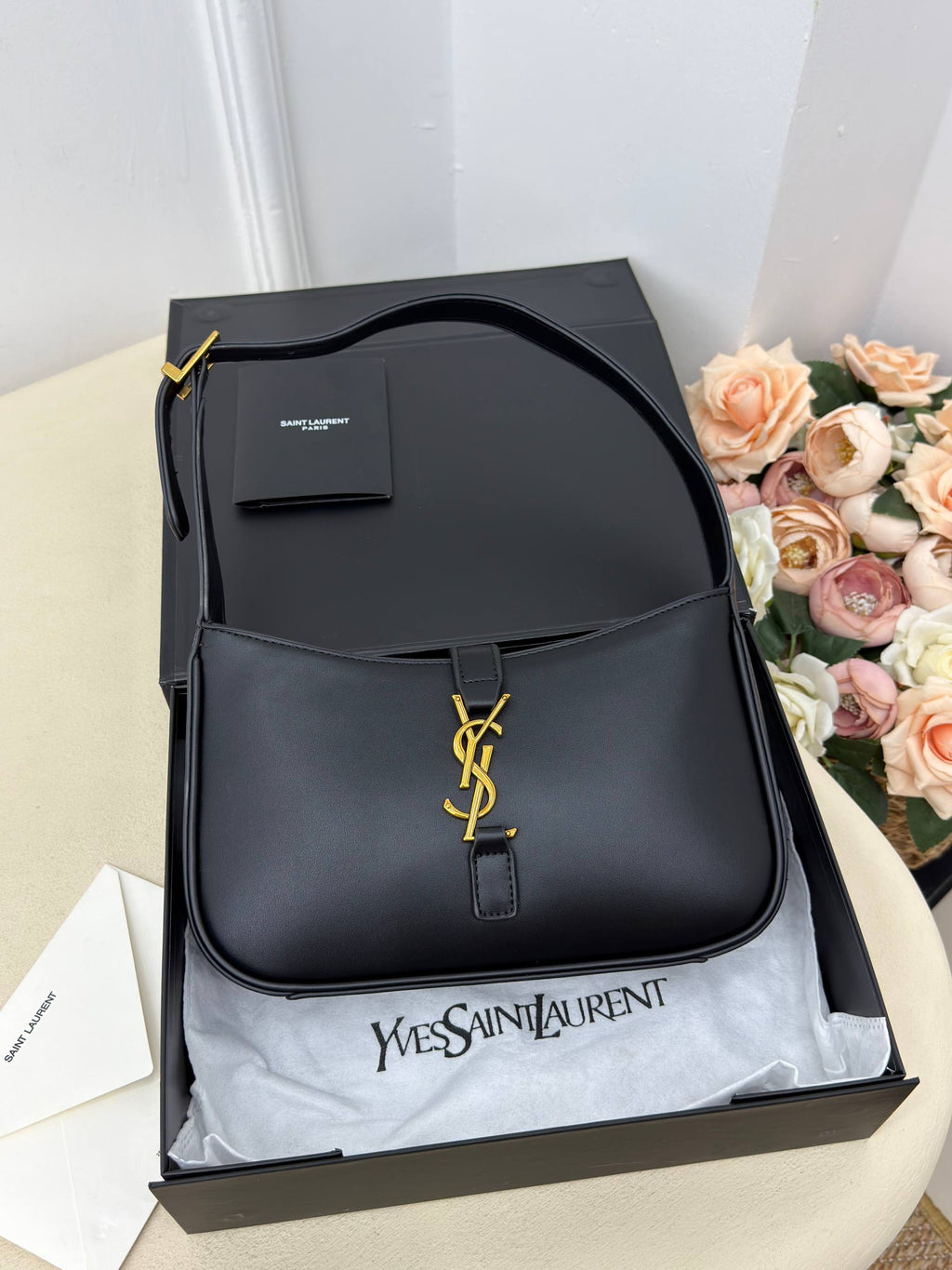 Saint Laurent YSL Le 5 à 7 Shoulder Bag Black
