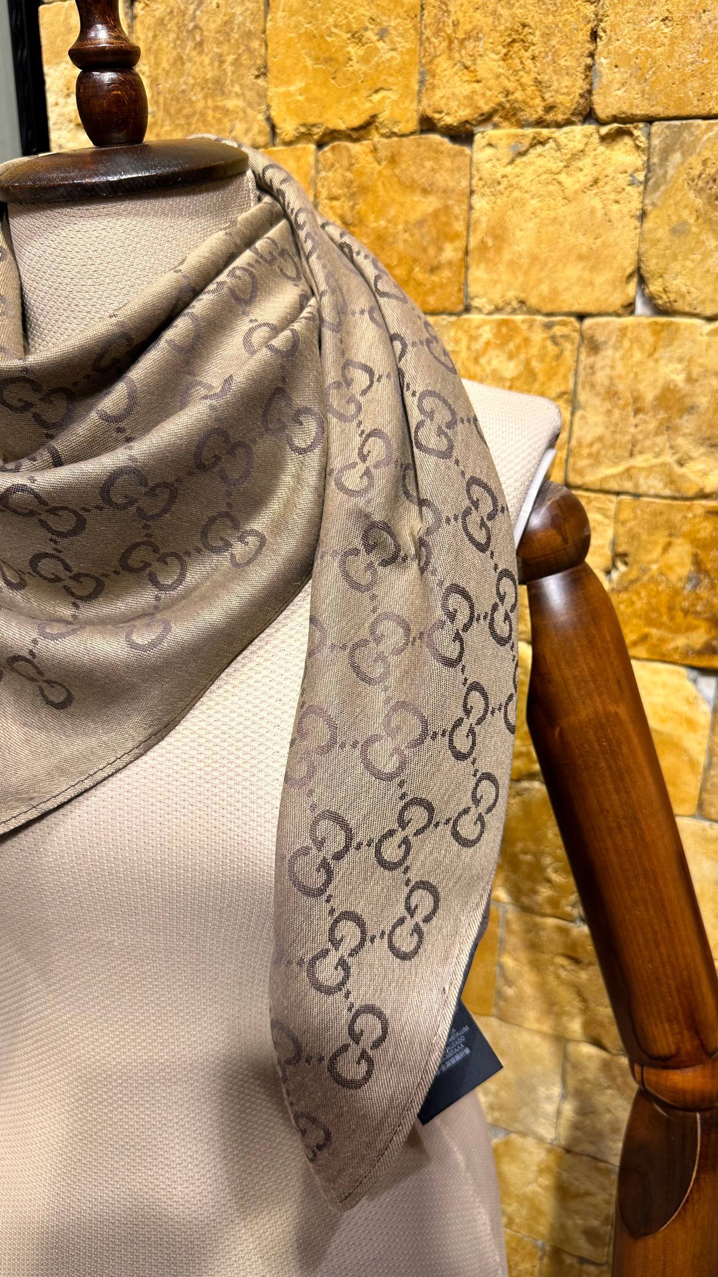 Gucci GG Scarf Beige