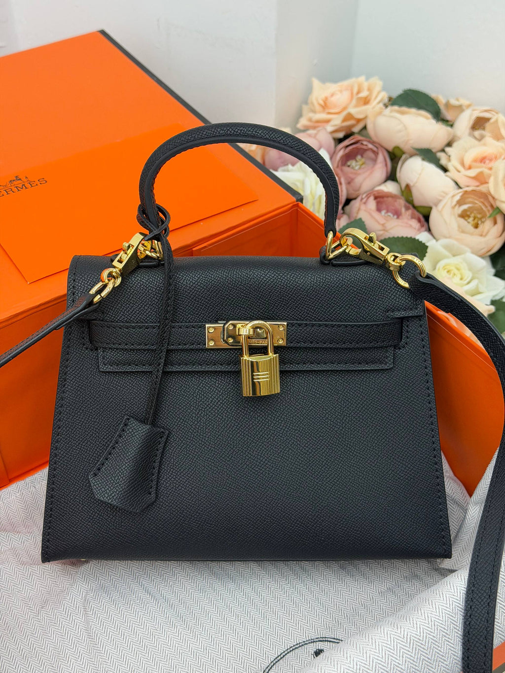 Hermès Kelly Mini Bag Black