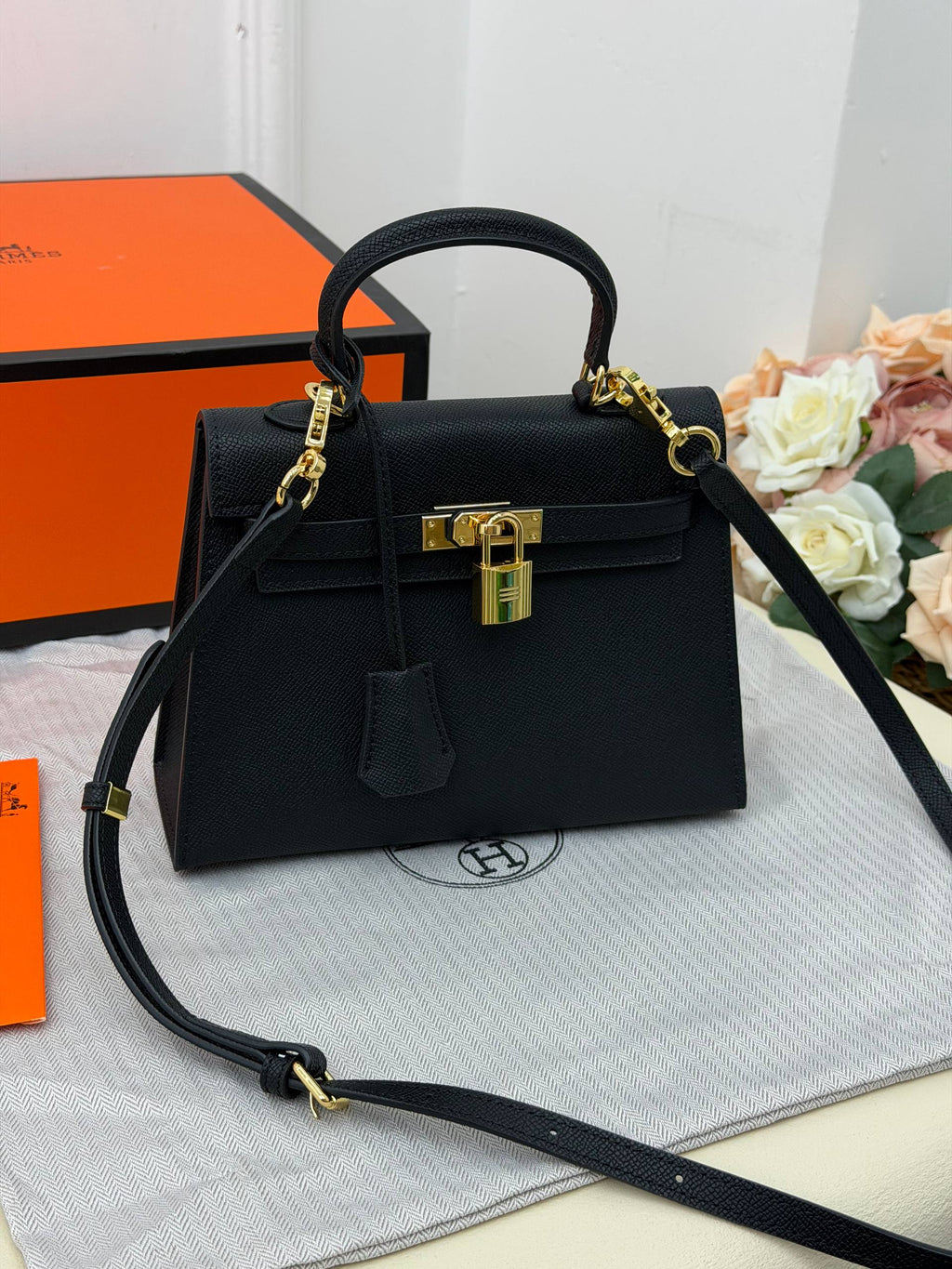 Hermès Kelly Mini Bag Black