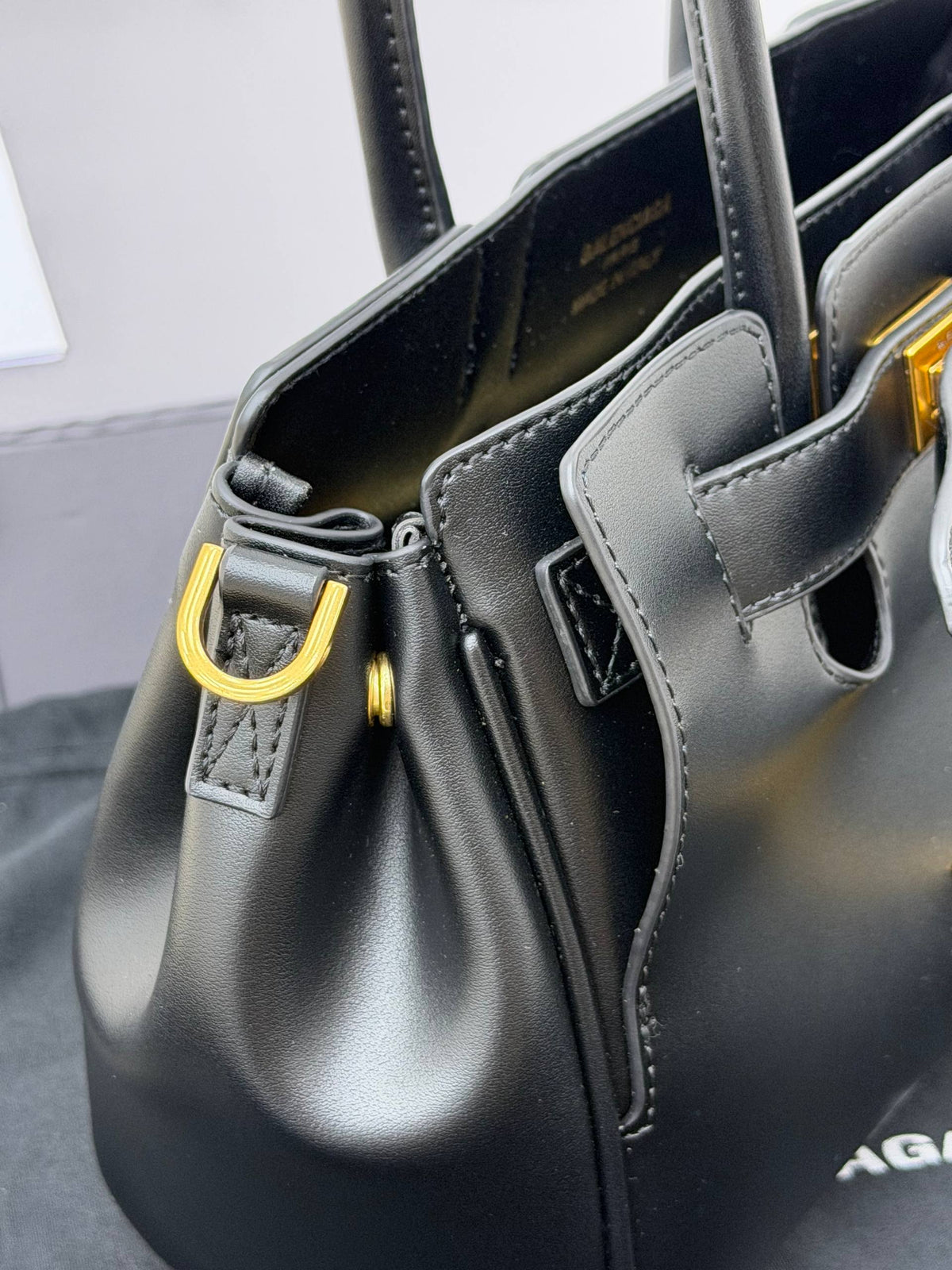 Balenciaga Rodeo Handbag Black