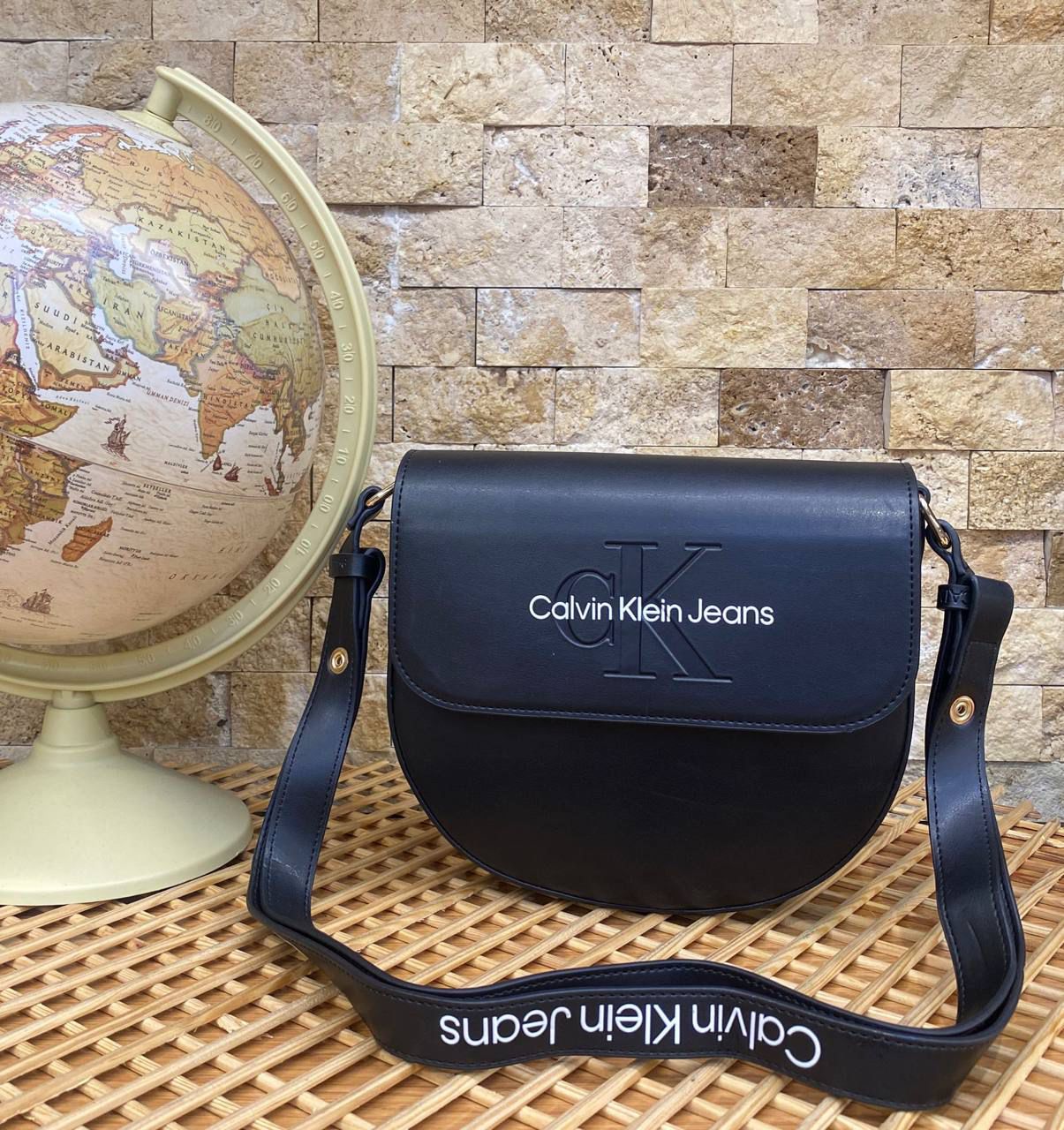 Calvin Klein Μαύρη