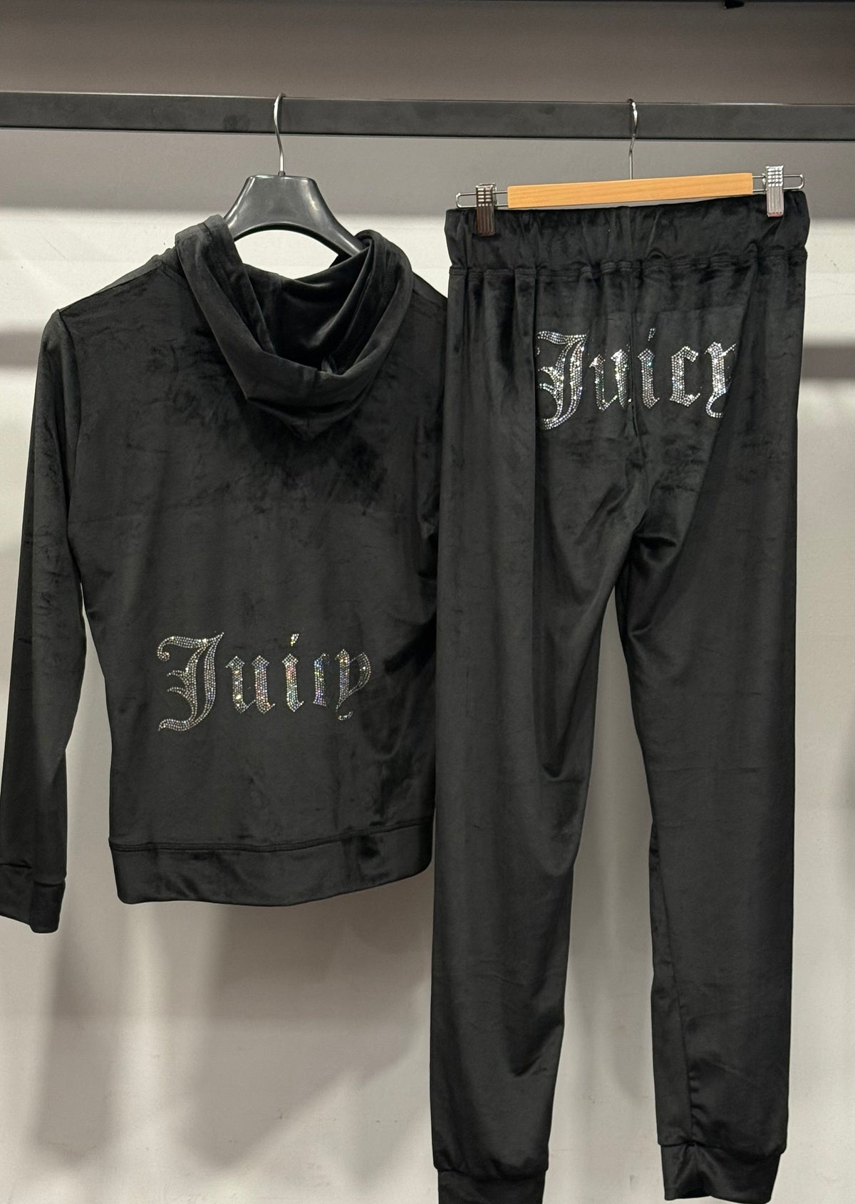Juicy Black