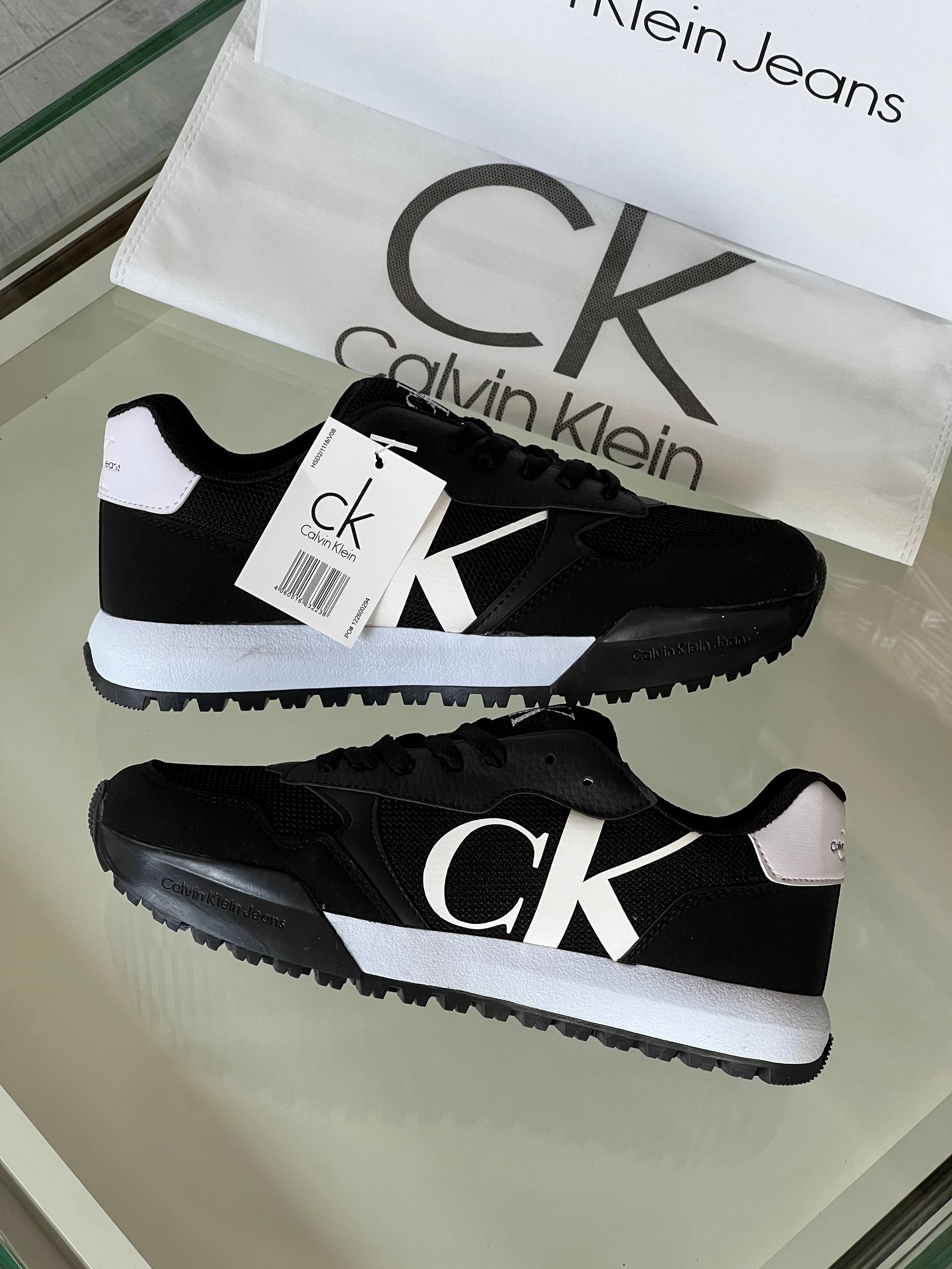 Calvin Klein Sneakers Black