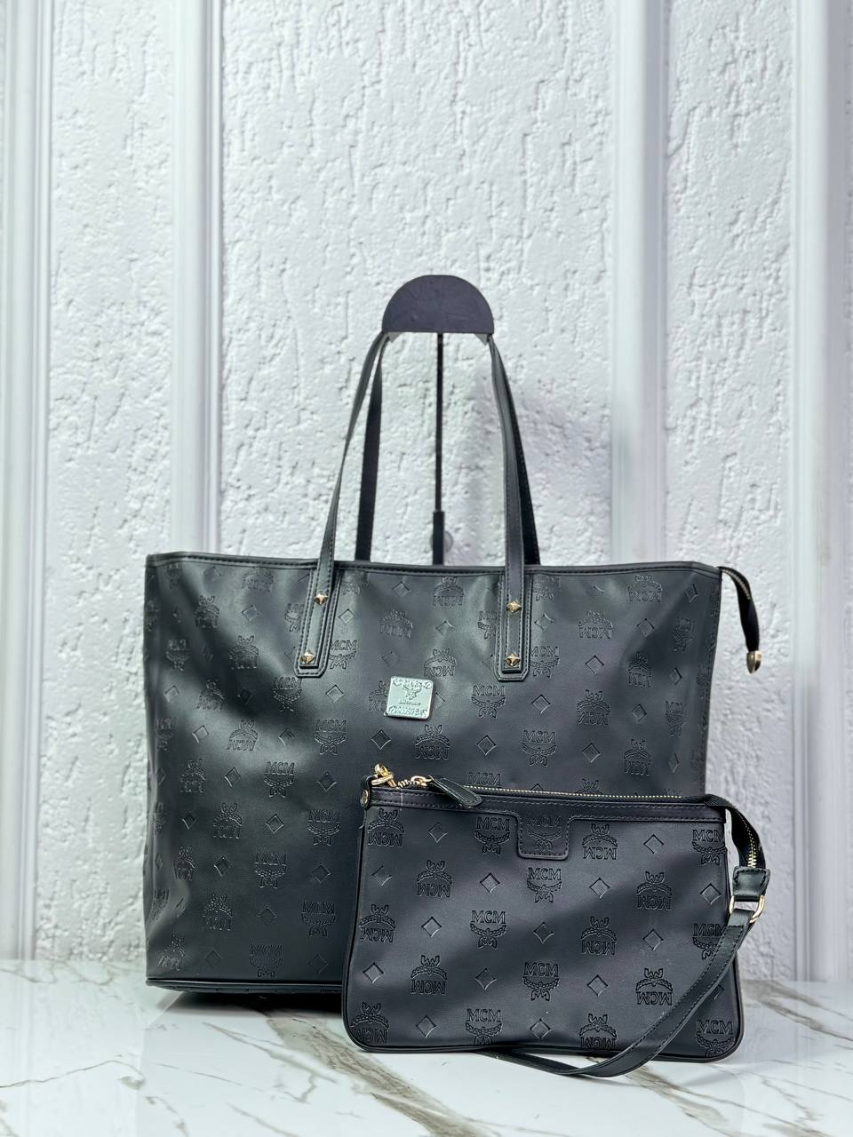 MCM Liz Reversible Shopper Black Visetos