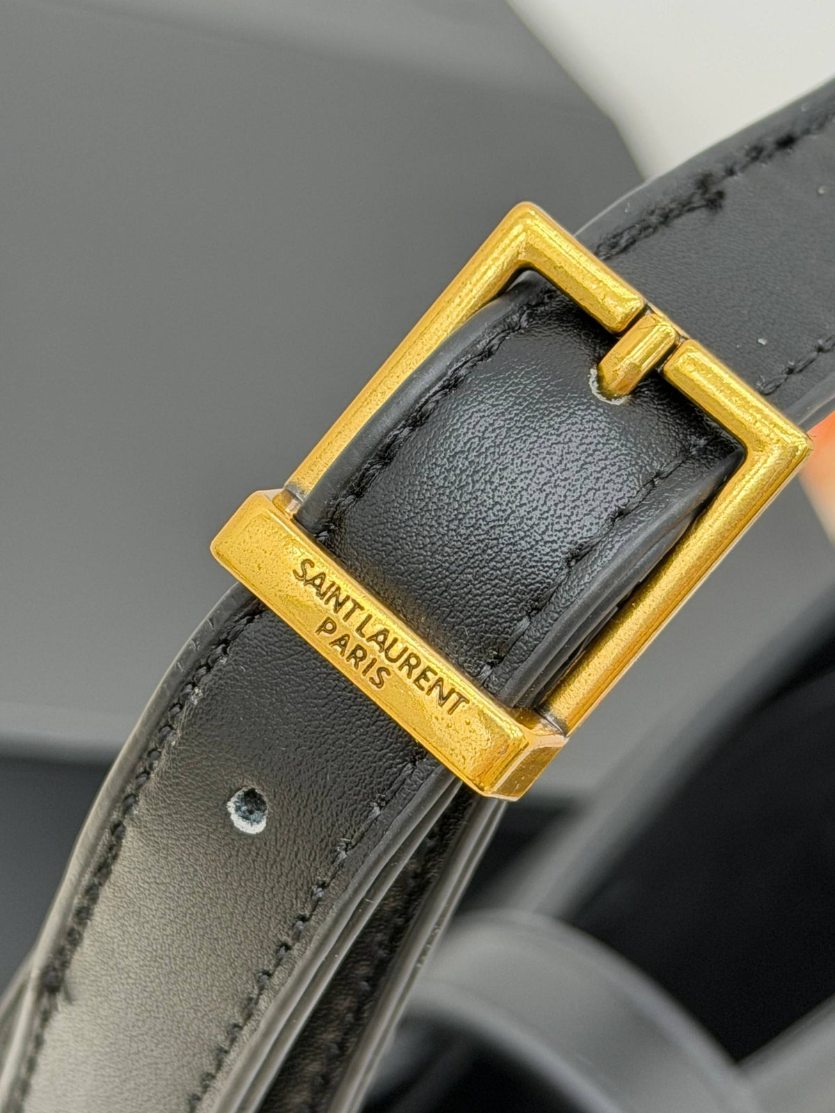 Saint Laurent YSL Le 5 à 7 Shoulder Bag Black