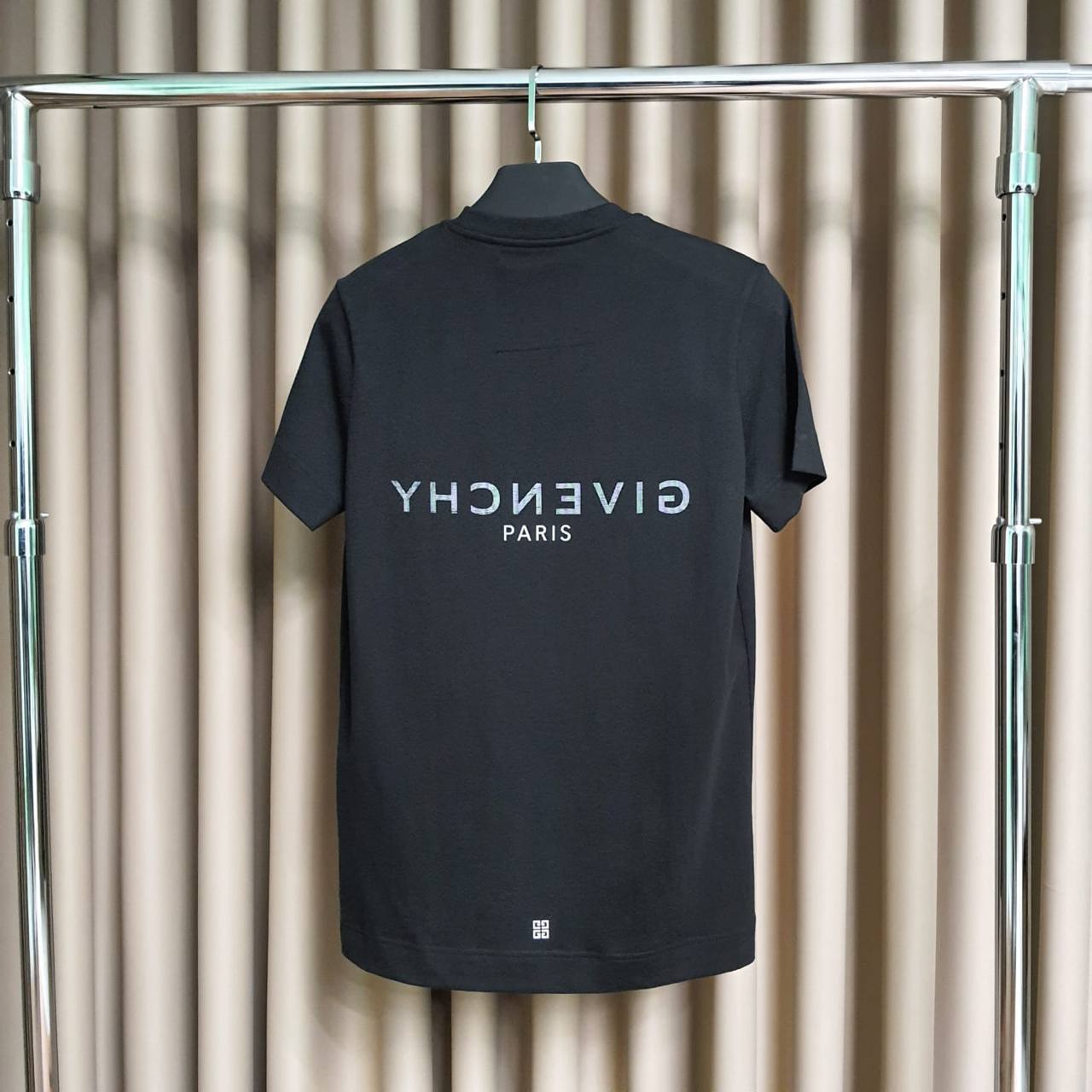 Givenchy Μαυρο