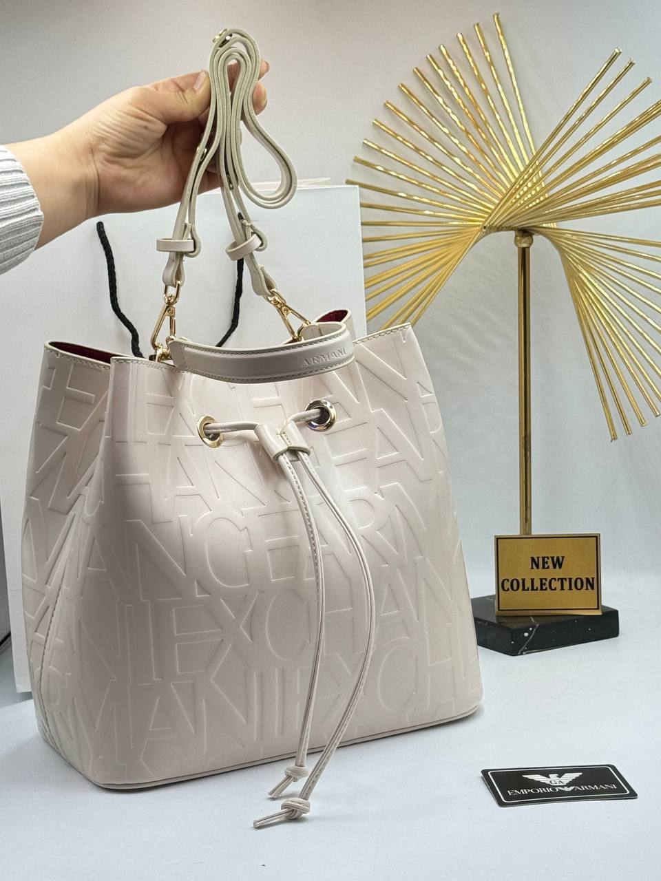 Armani Πουγκί Μπεζ